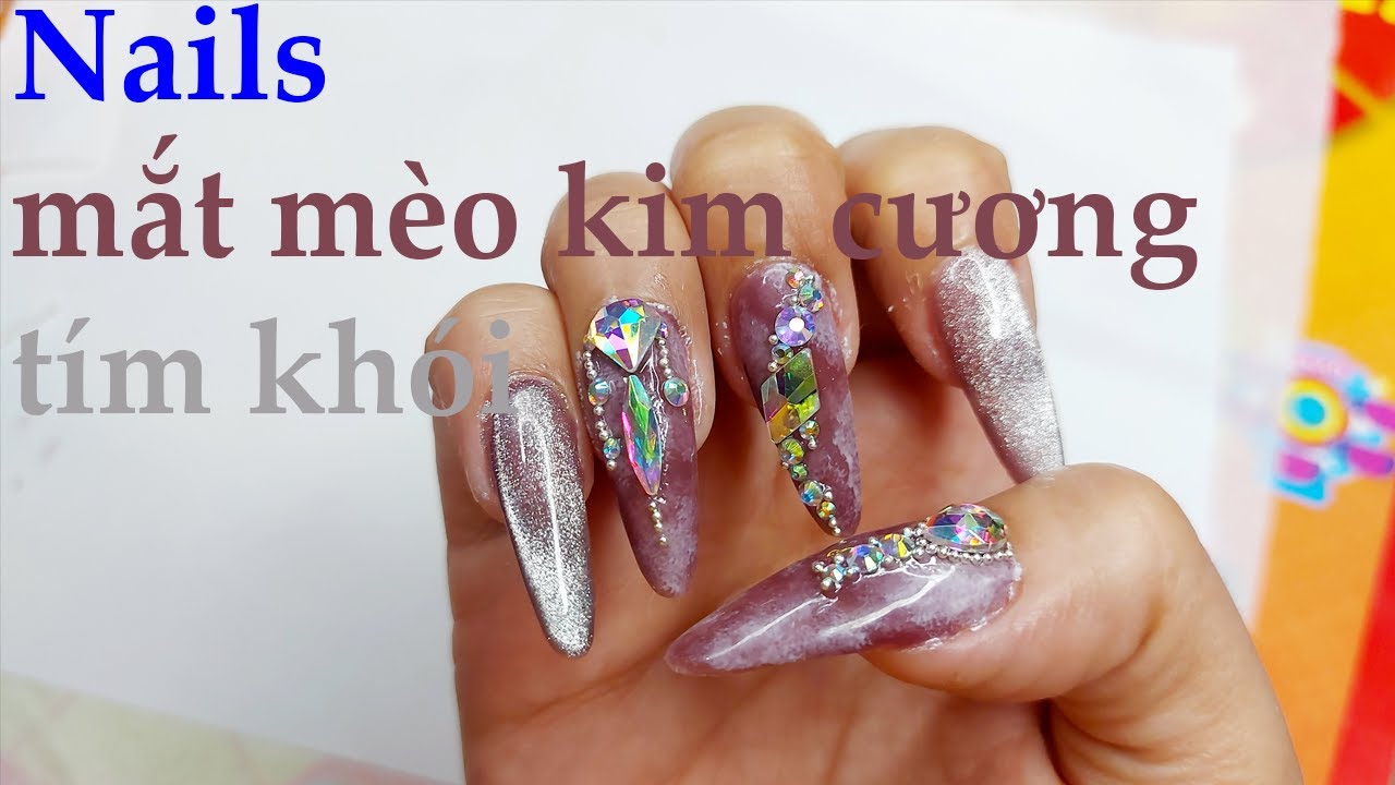 Châu Pha (Chou Fa) – Nails – Mẫu móng mắt mèo kim cương + tím khói