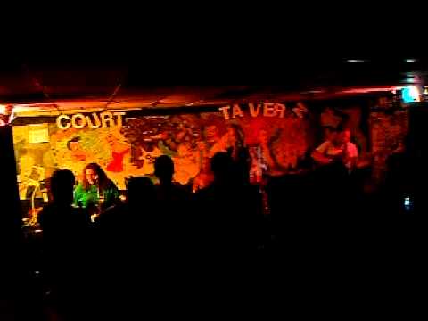 The Killing Wall(live)[Strange Things Done In The Midnight Sun]