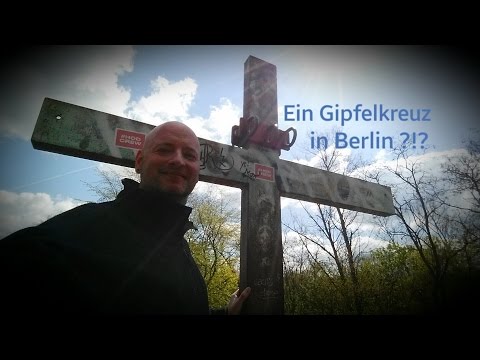 Wandern im Grunewald und dabei ein Gipfelkreuz entdeckt?! 😉