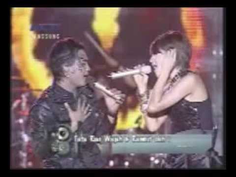 Charly&IDP=Biarkan Jatuh Cinta Live