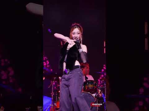 Kris Alala 'ทานโทษ (ไม่ใช่เพื่อนเล่น)' 4K Fancam | Monster Music Festival 2025 251101