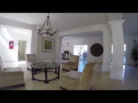 Beautiful 3 Bed 2.5 Bath Northridge Condo for Rent!