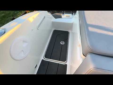 2026 Bayliner V20i - Image 2