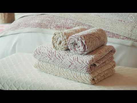 A&H | GLAMOUR CAPSULE 02