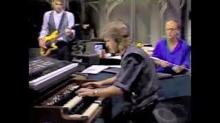 Keith Emerson, &quot;America,&quot; on Letterman, September 18, 1986 (full video; partial stereo)