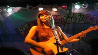 Best Coast &quot;Summer Mood&quot; Live @ Cat&#39;s Cradle 29 Jan 2011