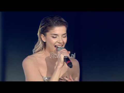 Dueti magjik i Alis dhe Arilena Arës në finalen e 'X Factor' me "Shallow"
