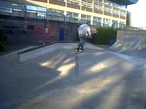 little run at spen skatepark