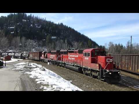 Hot shot pulls arrives in Castlegar BC February 21, 2020