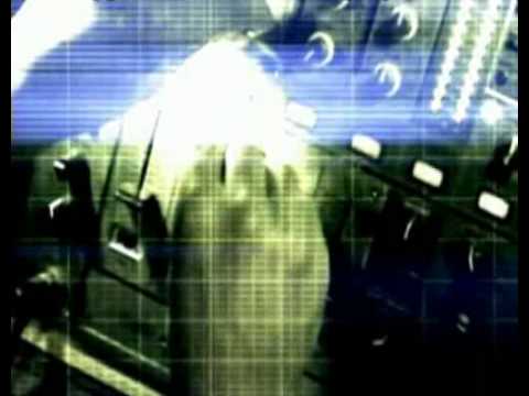 DJ Analyzer vs Cary August   The Launch 2009 Hilton & Montana Electro