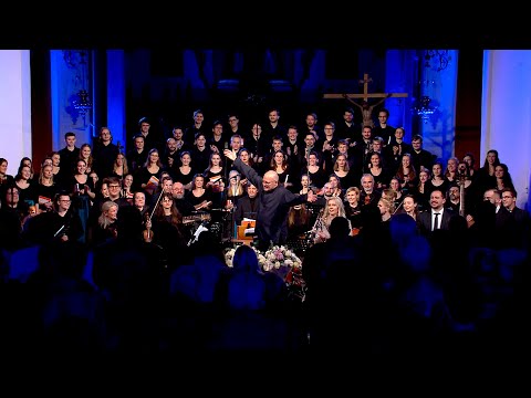 Hallelujah from Handel's Messiah - A Superior Peformance by MEGARON Choir and Orchestra