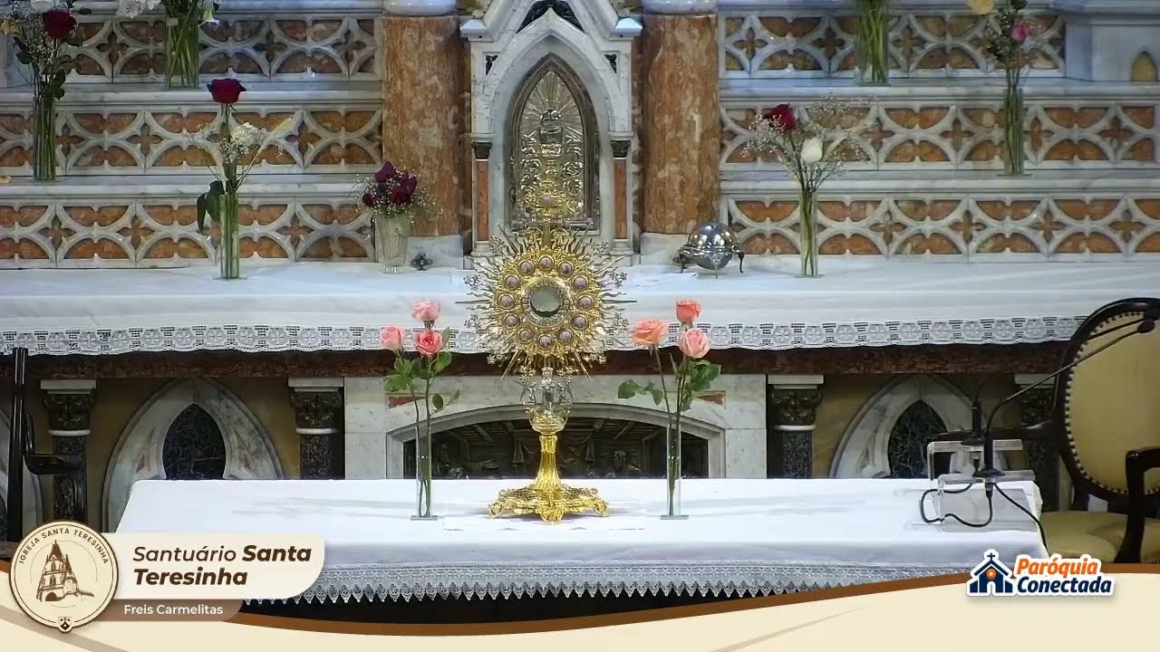 Santa Missa das 8h. Reze conosco.