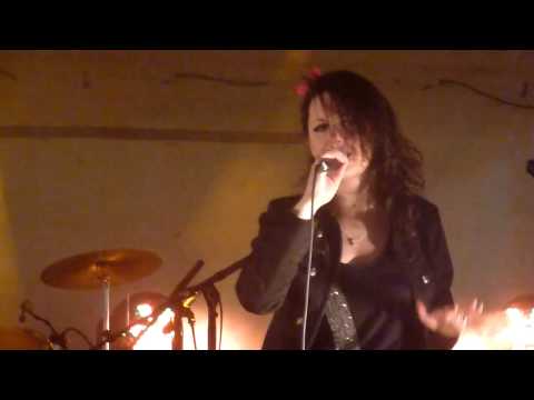 SAM NEVES : SAGE ET SAUVAGE