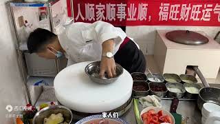 厨师长教您“清炒手剥大虾仁”天津传统做法，讲解详细，脆嫩爽滑