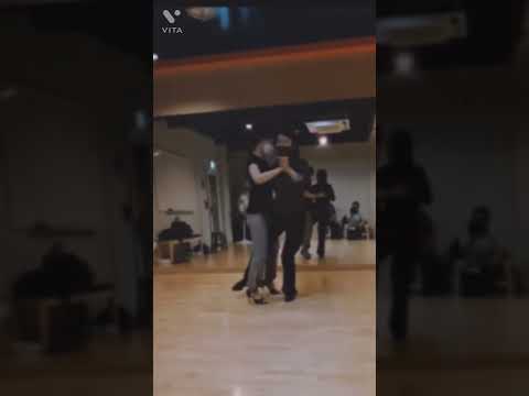 Today's Tango #9 Cunita giro Argentine Tango Práctica & Milonga