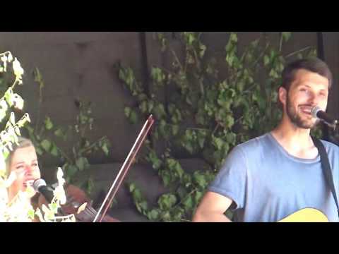 Iveta Baumane un Roberts Petersons ar koncertprogrammu “Kad satiksimies”Vecate.2020