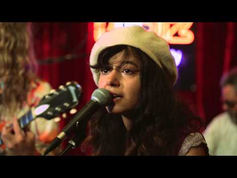 The Blank Tapes - "Paradise" | A Do512 Lounge Session