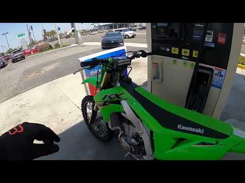 FIRST STREET RIDE ON  MY ILLEGAL DIRT BIKE 2022 KX 450 !!