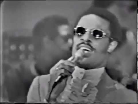 Stevie Wonder - Pretty World (Sá Marina - Wilson Simonal)