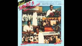 &quot;My Cup Runneth Over&quot; (1980) Twinkie Clark &amp; Mattie Moss Clark