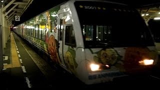 preview picture of video '2013/12/30 特急南風25号 アンパンマン列車 & しまんと 9号 2000系 琴平駅 / Anpanman Train at Kotohira'