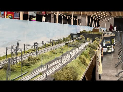 full length scenic run on Britain’s biggest OO gauge model railway - Making Tracks