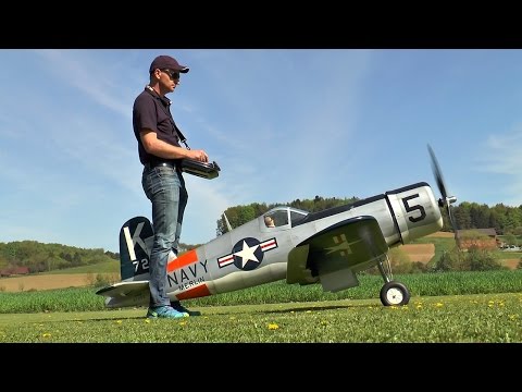 Corsair F4U Moki 300cc *Maiden*