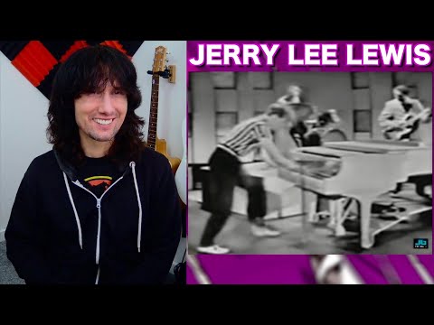 Jerry Lee Lewis opens the door (literally!) to Rock'n Roll Live in 1957!
