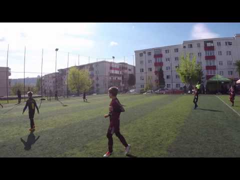 ACADEMIA DE FOTBAL LUCEAFĂRUL {2-F} Cluj Napoca - C.F.R. 1907 {1-F} Cluj Repriza_1