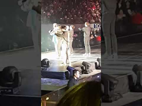 191019 Kang Daniel "Color On Me" in Manila - What are you up to