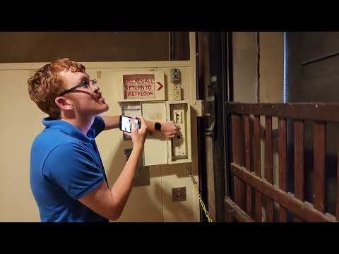 COOLEST ELEVATOR in TAMPA!?!? - ANCIENT 1925 Manual Otis Freight Elevator in Tampa, FL