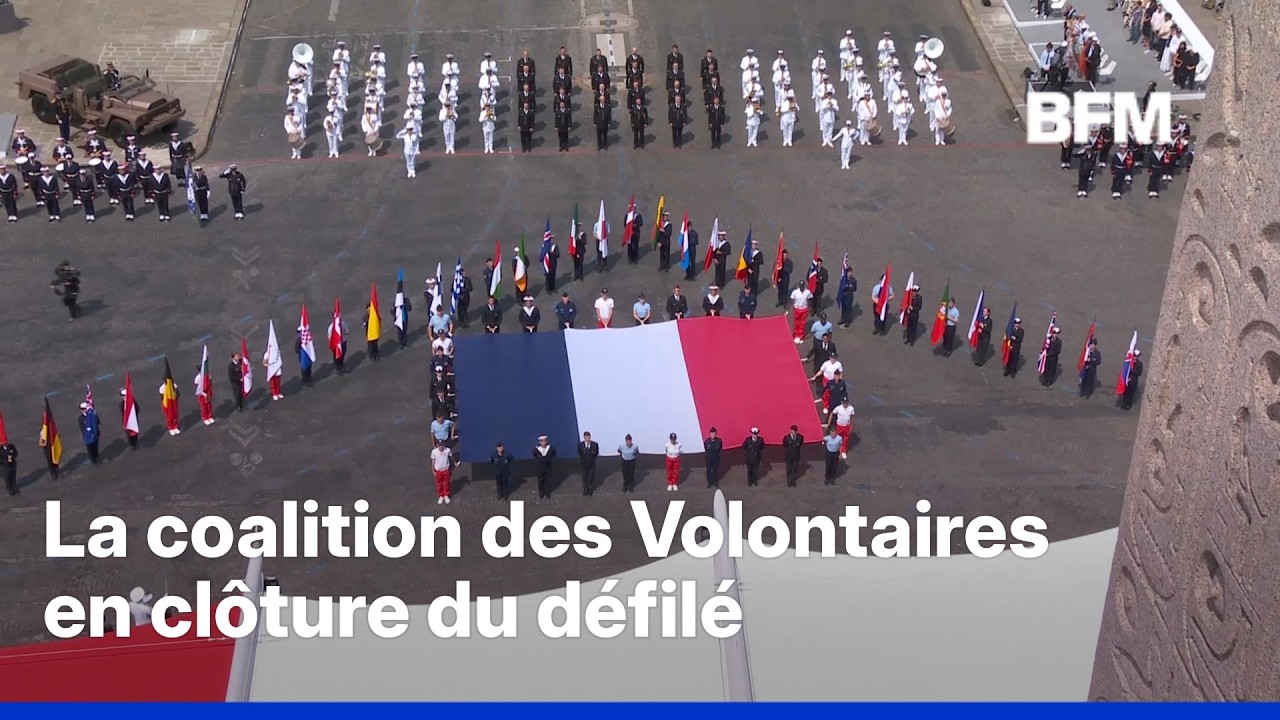 14-Juillet: la coalition des volontaires pour Kiev réunie en clôture du défilé