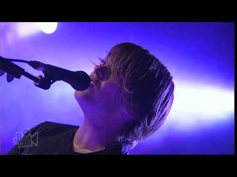 Children Collide - Walking On The Moon (The Police) (Live in Sydney) | Moshcam