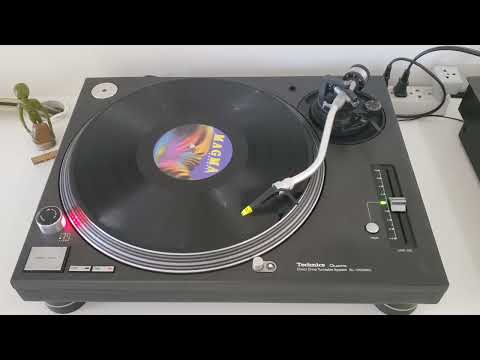 Lory Lee - Let Me Be