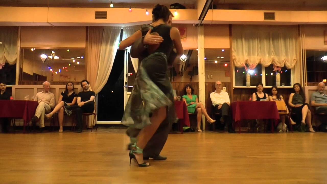 Video thumbnail for Santiago Fina & Samantha Dispari in La Bruja (2) "A Mi Madre" A.Castillo