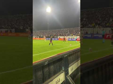 "LA HINCHADA DE COLO COLO⚪⚫⚪ PRESENTES HOY DIA EN EL MONUMENTAL VS PALESTINO" Barra: Garra Blanca • Club: Colo-Colo