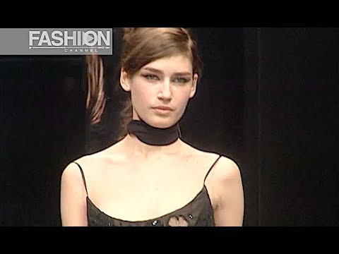 MILA SCHON Fall 2003 2004 Milan - Fashion Channel