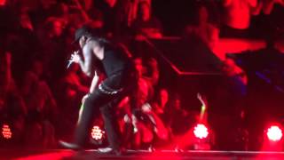 Brantley Gilbert - Intro & Read Me My Rights - Blackout Tour 2016 Knoxville, TN