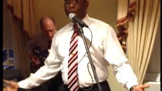 Allen West Sings Pretty Woman