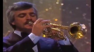 Video thumbnail of "Paul Kuhn - Unter der roten Laterne von St. Pauli (1983)"