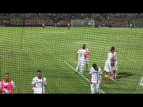 Applausi finali !!!!!                             crotone cesena agosto 2013 041