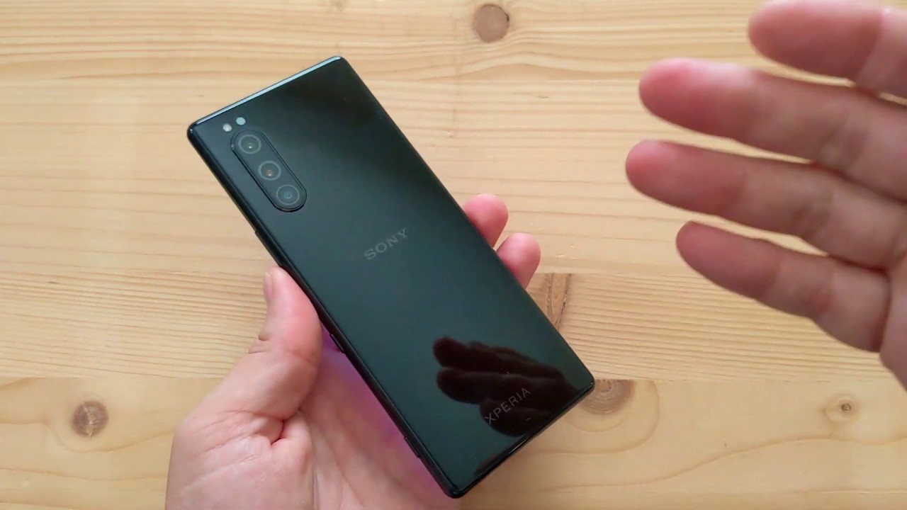 Sony Xperia 5 unboxing: a compact 21:9 flagship!