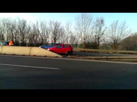 Řetězová dopravní nehoda na dálnici R7 19. 3. 2015