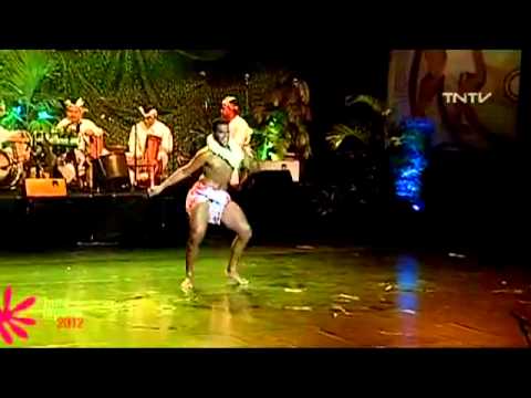 HANIHEI, HEI TAHITI, MANOHIVA, ORINOA, TAMARIKI POERANI, TOAKURA and MANAHAU at Hura tapairu 2012