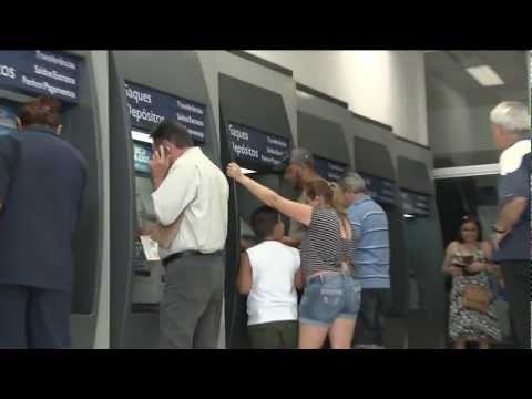 A Greve Continua - Mobilização dos Bancários em Santos é ainda maior!