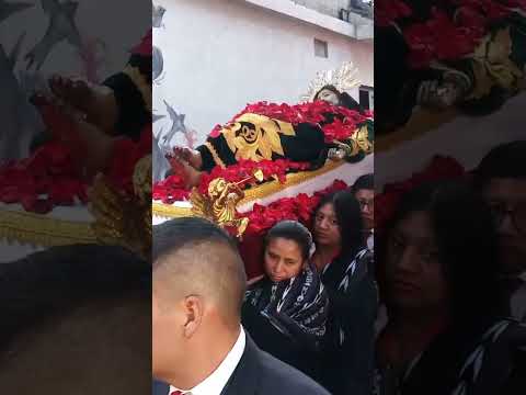Señor sepultado de San Juan Comalapa.