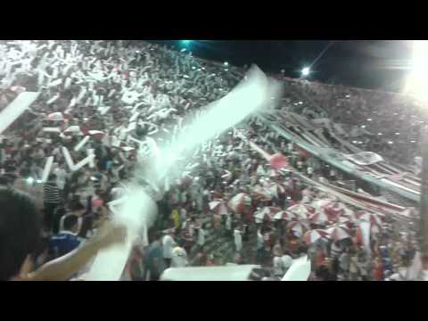 "Estamos esperando a los de la gloriosa.. Previa - Copa Sudamericana" Barra: La Banda de la Quema • Club: Huracán • País: Argentina