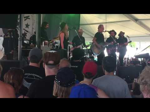 Kris Kristofferson﻿ w/Margo Price/Texas Gentlemen – Me and Bobby McGee @ Newport Folk Festival 2016