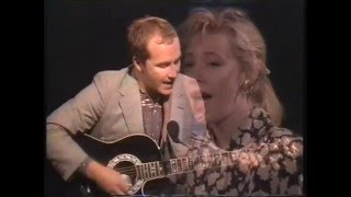 The Go Betweens Interview &amp; Right Here, Head Over Heels Live In The Studio MTV 06/08/88
