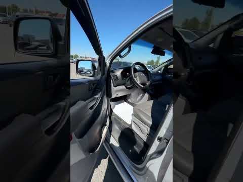фото hyundai grand starex i 0